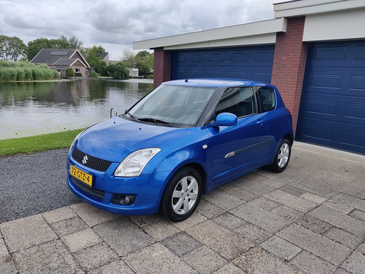 Suzuki Swift - 1.5 Exclusive - AutoWereld.nl