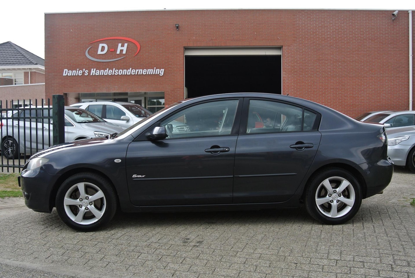 Mazda 3 - 2.0 Executive airco leder inruil mogelijk nap - AutoWereld.nl
