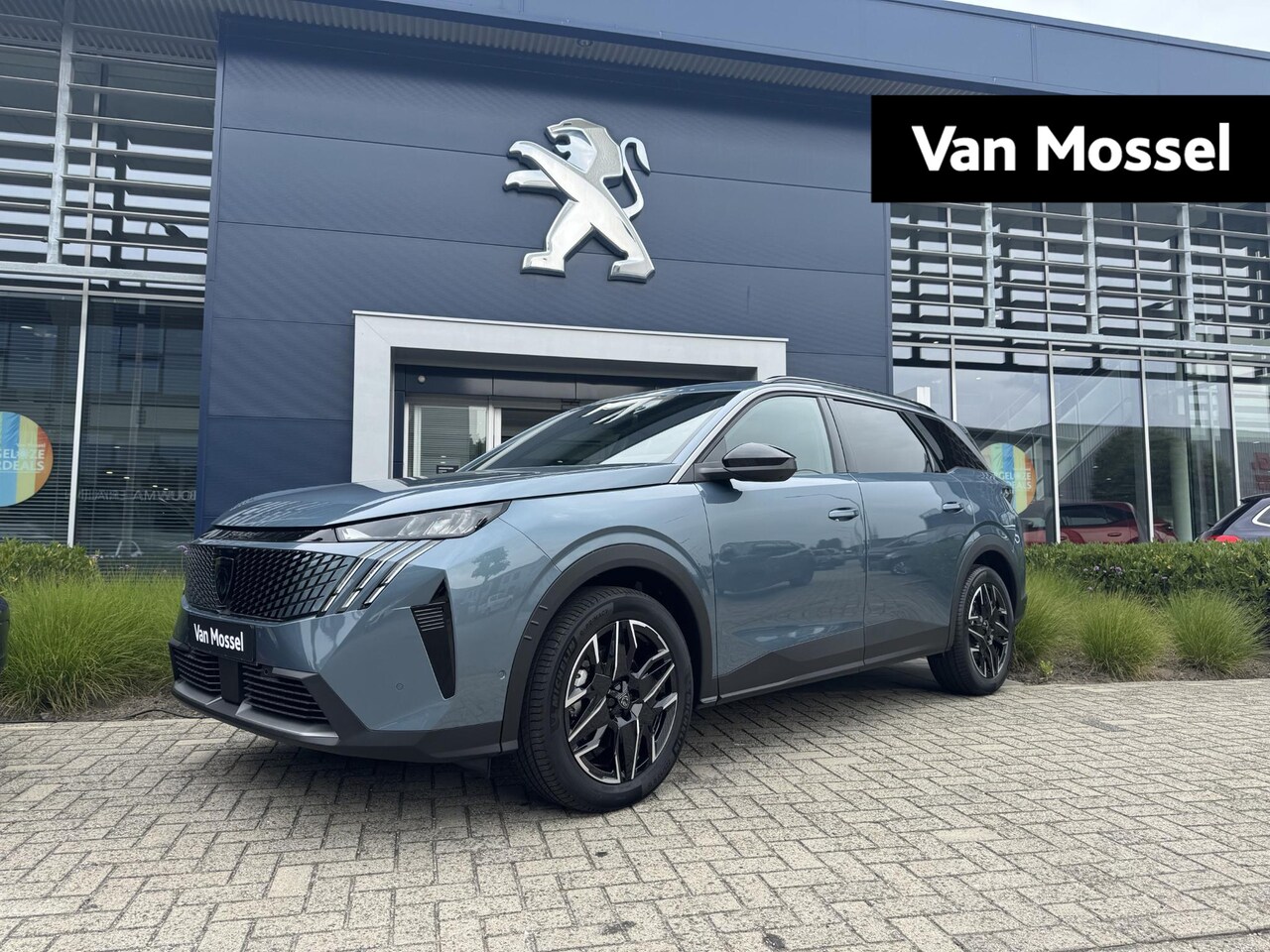 Peugeot 5008 - Hybrid 136 Allure l 360 Vision l Drive Assist l Panoramic Navigation l Voorraad - AutoWereld.nl
