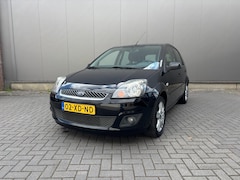 Ford Fiesta - 1.4-16V Futura Let op wij zijn gesloten van 18-07 tm 21-07