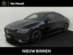 Mercedes-Benz CLA-Klasse - 180 Star Edition AMG Line Plus Panorama Dak / Nightpakket / 19'' multispaak / Keyless / Me