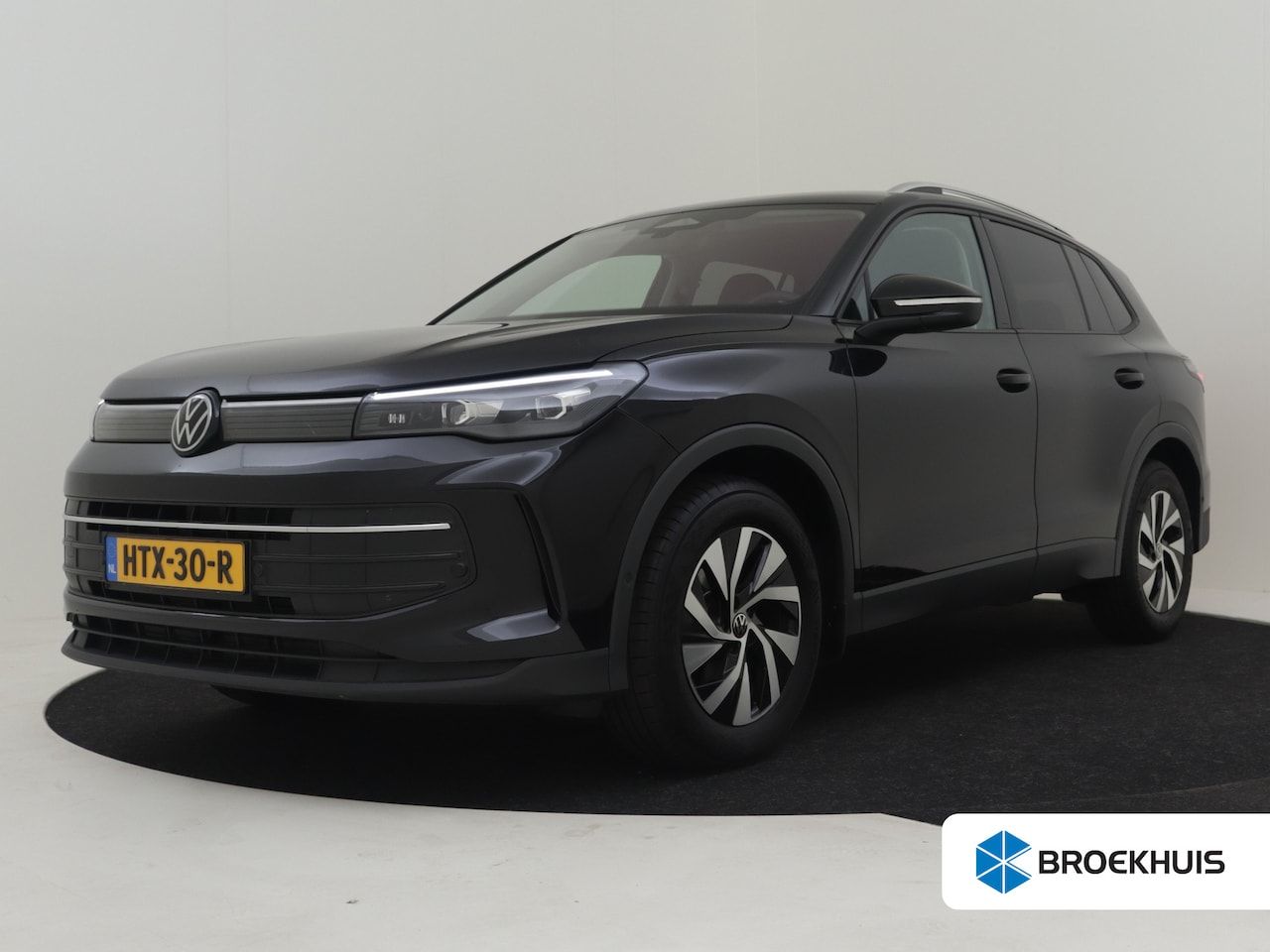 Volkswagen Tiguan - 1.5 eTSI Life Business 150pk Trekhaak | Camera achter | Navigtie via app  | Stuur + Stoelv - AutoWereld.nl
