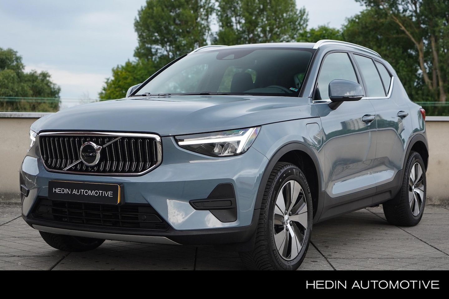 Volvo XC40 - 1.5 T4 Recharge Inscription Expression parkeer sensoren voor & achter + Camera achter | Cr - AutoWereld.nl
