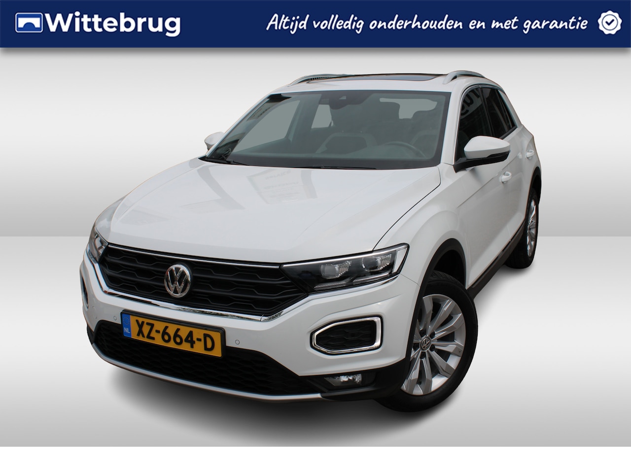 Volkswagen T-Roc - 1.5 TSI 150pk Sport / Panorama dak / Virtual Cockpit / Camera / LM 17 inch / Elekt. Klep / - AutoWereld.nl