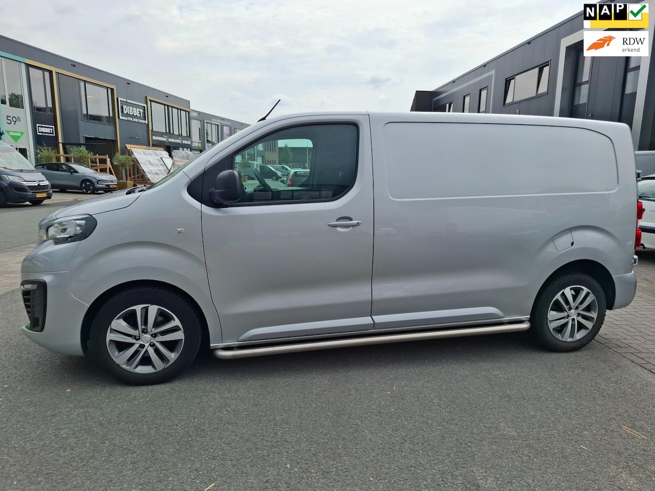 Peugeot Expert - 231S 2.0 BlueHDI 120 Premium Pack 231S 2.0 BlueHDI 120 Premium Pack - AutoWereld.nl