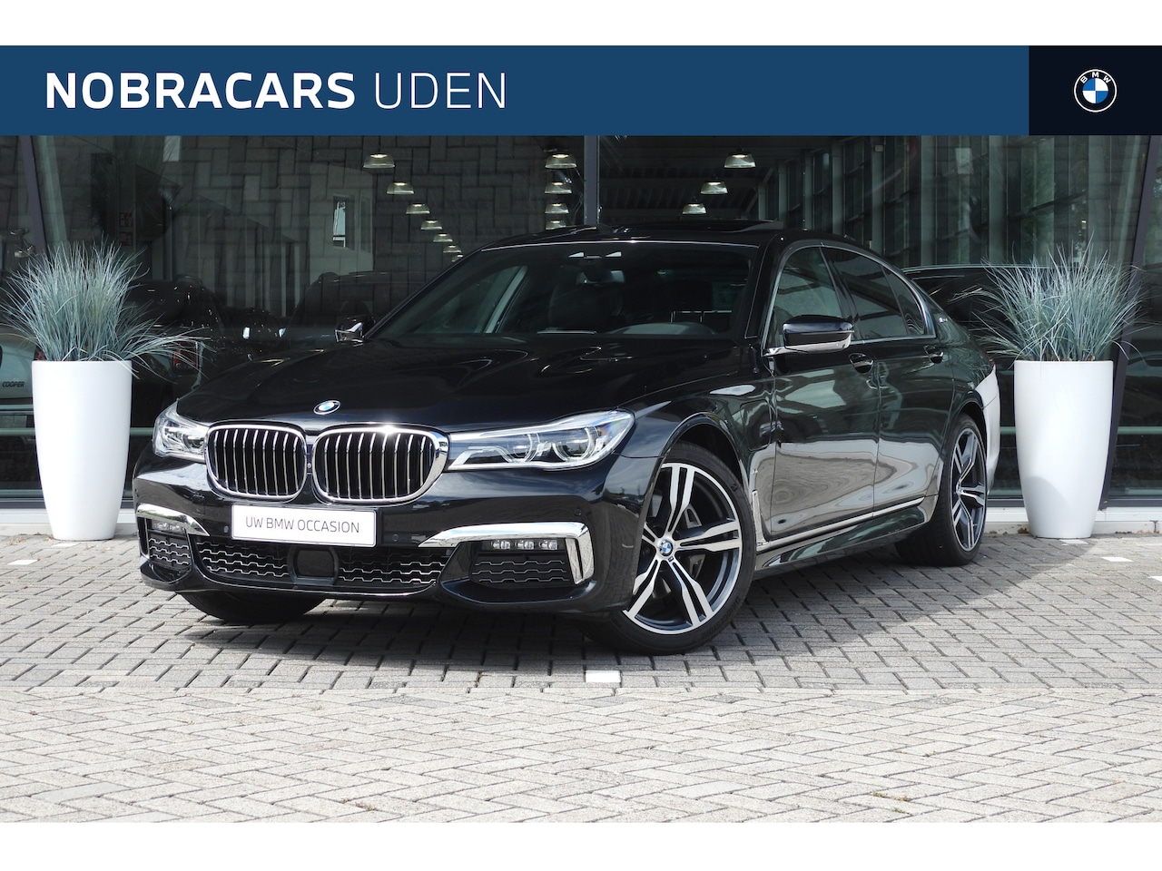 BMW 7-serie - 740e High Executive M Sport Automaat / Schuif-kanteldak / Achteruitrijcamera / Massagefunc - AutoWereld.nl