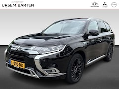 Mitsubishi Outlander - 2.4 PHEV LIMITED + adaptive cruise controle | elektrische achterklep | Tom Tom | verwarmba