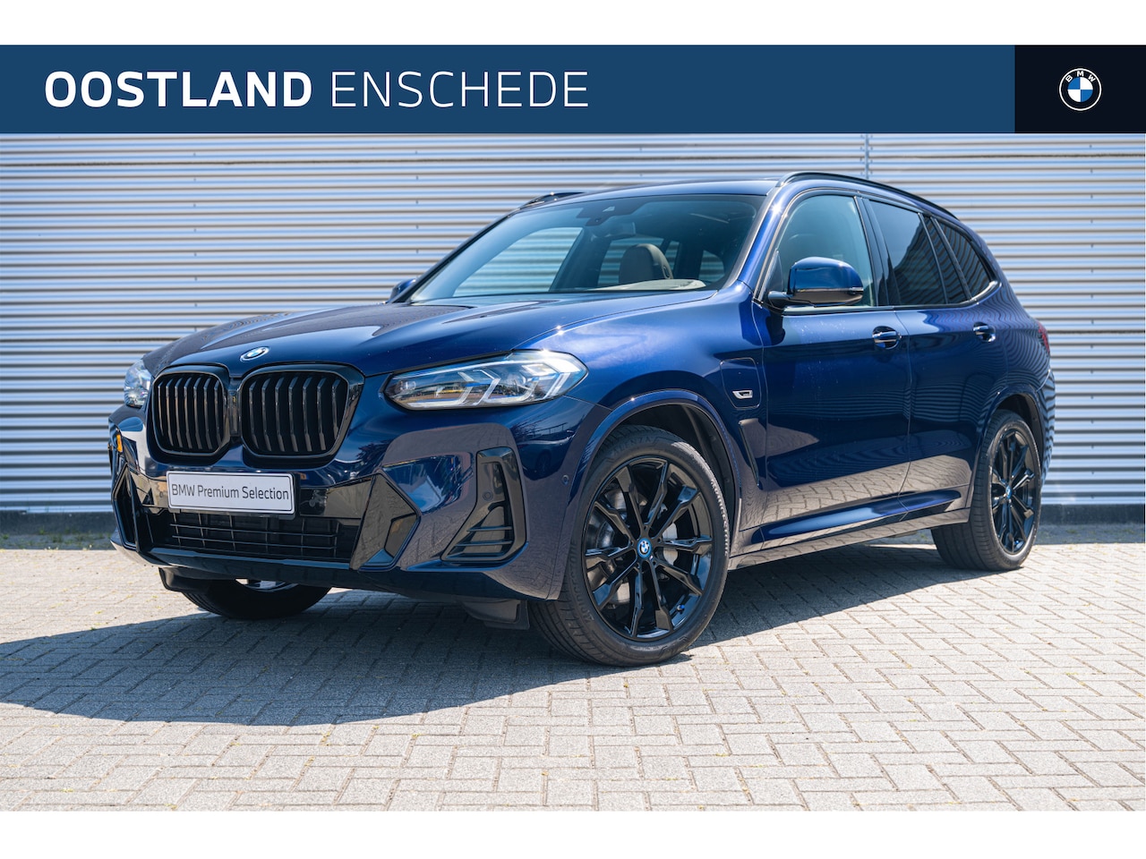 BMW X3 - xDrive30e High Executive M Sport Automaat / Panoramadak / Laserlight / Sportstoelen / Acht - AutoWereld.nl