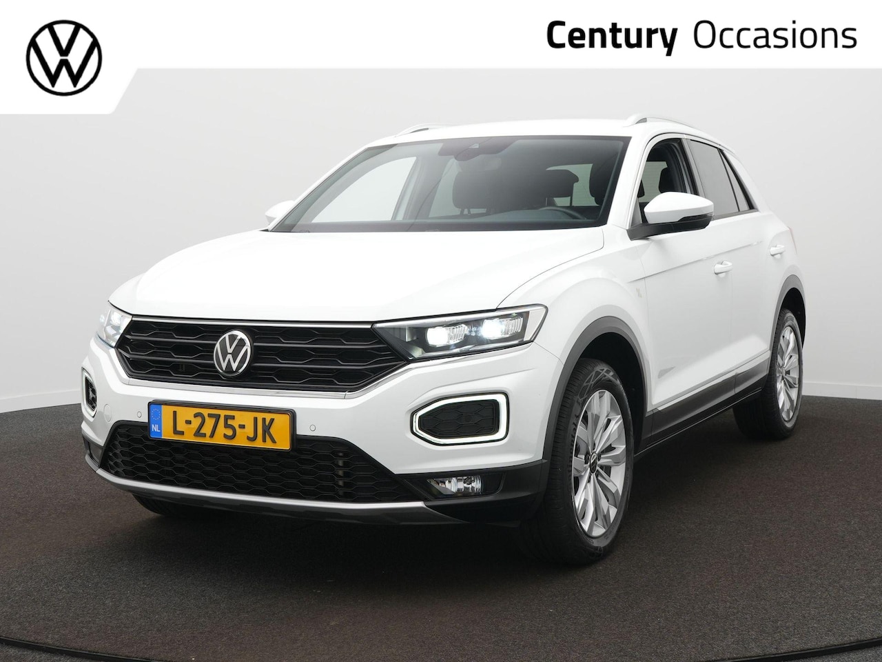 Volkswagen T-Roc - 1.5 TSI Sport Clima -Cruise - Trekhaak - Navigatie - AutoWereld.nl