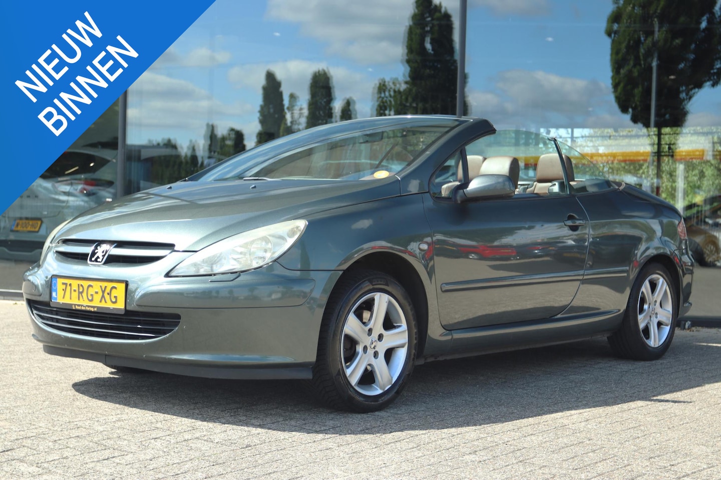 Peugeot 307 CC - 2.0-16V | LEDER | STOELVERW. | CRUISE | CLIMATE - AutoWereld.nl