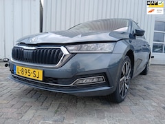 Skoda Octavia Combi - 1.4 TSI iV PHEV Business Edition - Clima - Cruise - Navi - Schade - WOK