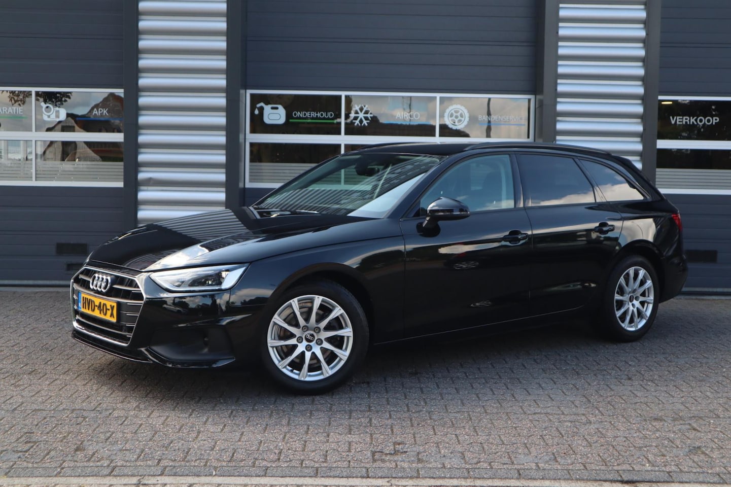 Audi A4 Avant - 35 TFSI S edition 35 TFSI S edition - AutoWereld.nl