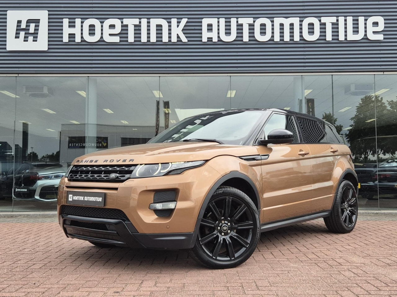 Land Rover Range Rover Evoque - 2.0 Si 4WD Prestige | Pano | Meridian | Memory| Stuurverwarming - AutoWereld.nl