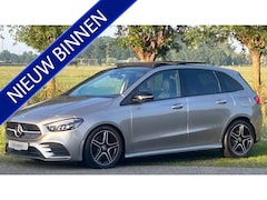 Mercedes-Benz B-klasse - 200 AMG LINE AUTOMAAT 1E EIGENAAR NAVIGATIE WIDESCREEN, LEER, MEMORY STOELEN, STOELVERWARM