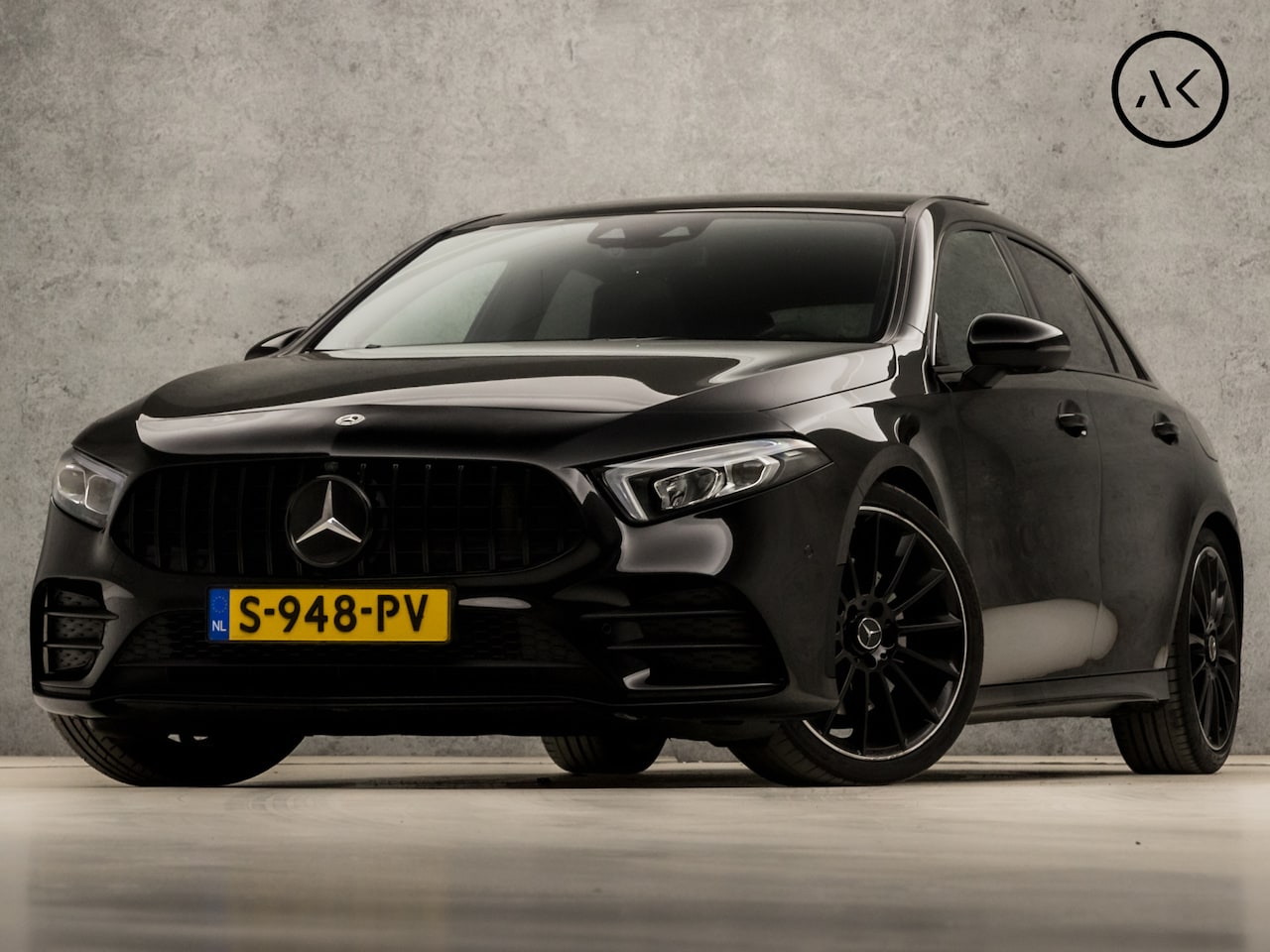 Mercedes-Benz A-klasse - 220 4MATIC AMG 191Pk Automaat (SCHUIFDAK, APPLE CARPLAY, MEMORY SEATS, BURMESTER, SFEERVER - AutoWereld.nl