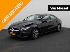 Mercedes-Benz A-klasse - 180 Business Solution Automaat | Apple/Android Play | Camera | Cruise | Keyless | Panorama