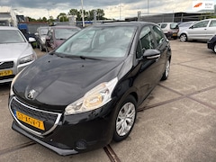 Peugeot 208 - 1.4 VTi Active Inruil Mogelijk
