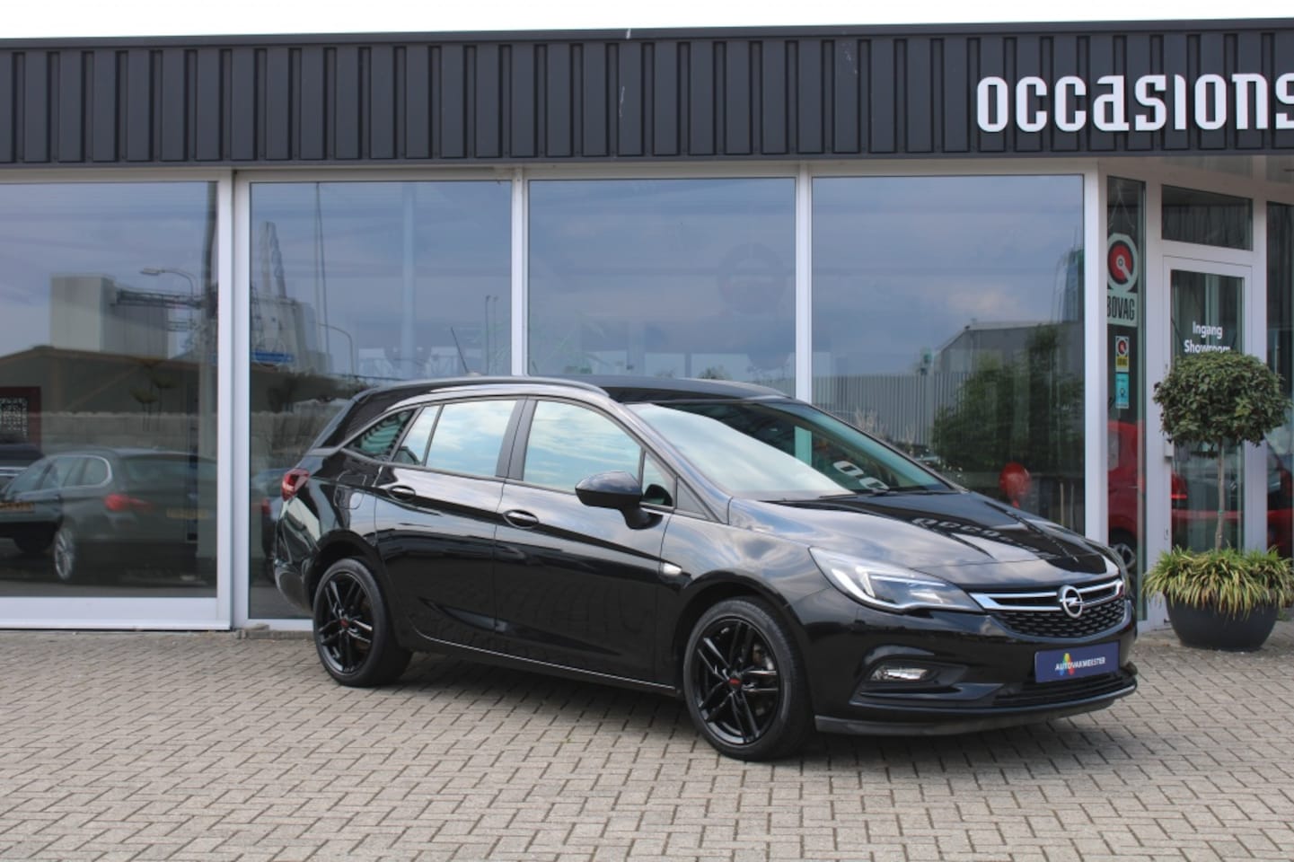Opel Astra - 1.4 T. Business+ - AutoWereld.nl