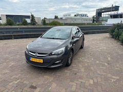 Opel Astra - 1.4 Turbo Design Edition