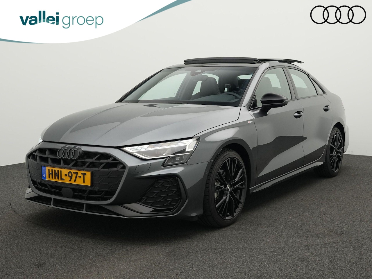 Audi A3 Limousine - 30 TFSI 85 kW / 116 pk S edition - AutoWereld.nl