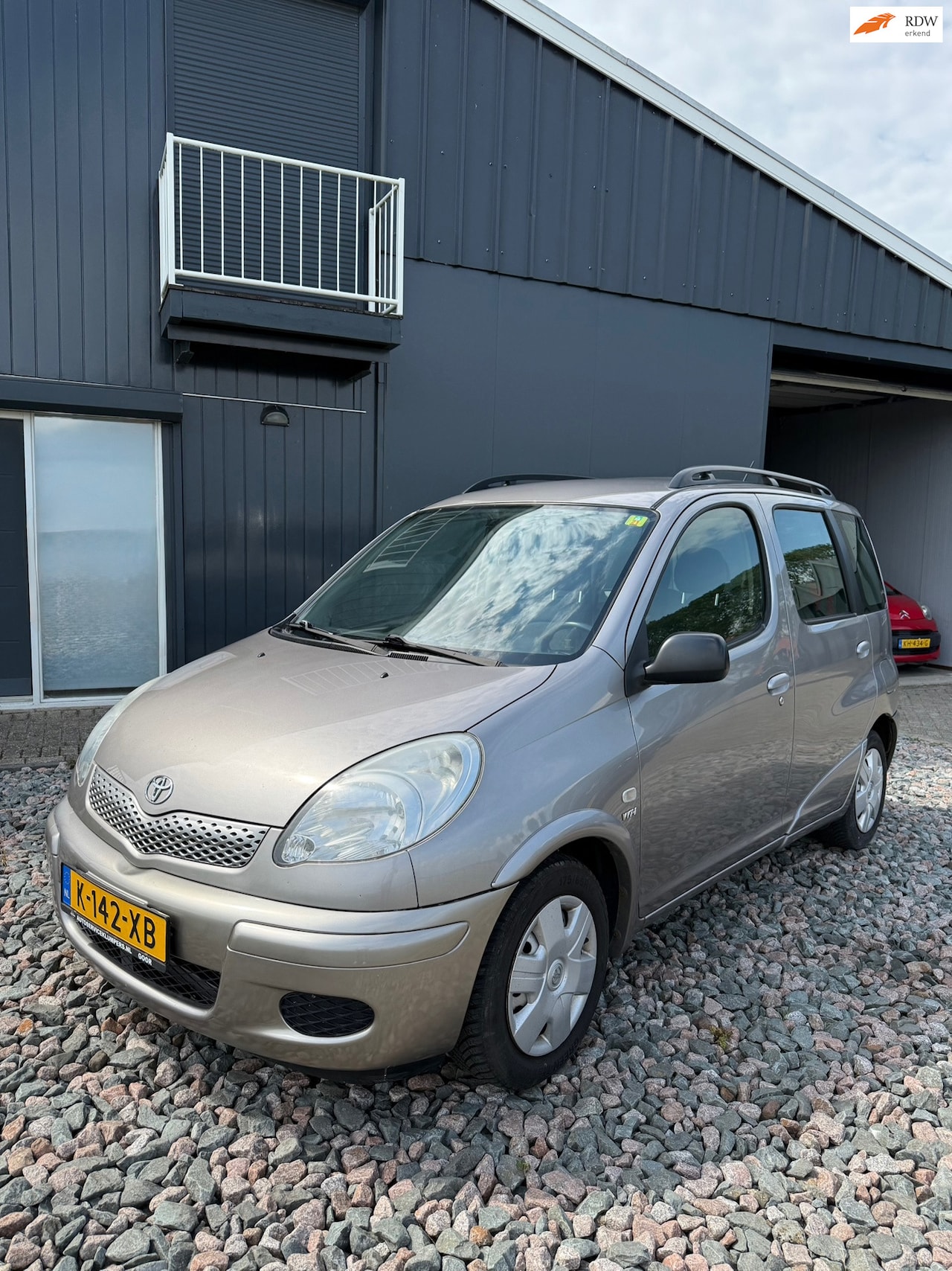 Toyota Yaris - 1.3 VVT-i Sol 1.3 VVT-i Sol - AutoWereld.nl