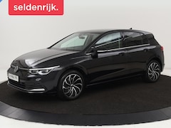 Volkswagen Golf - 1.4 eHybrid Style | Stoelverwarming | Carplay | Sfeerverlichting | Navigatie | Full LED |