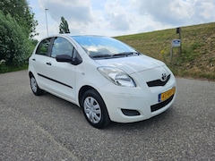 Toyota Yaris - 1.0 VVTi Acces, 5 Deurs, NAP, Dealeronderhouden