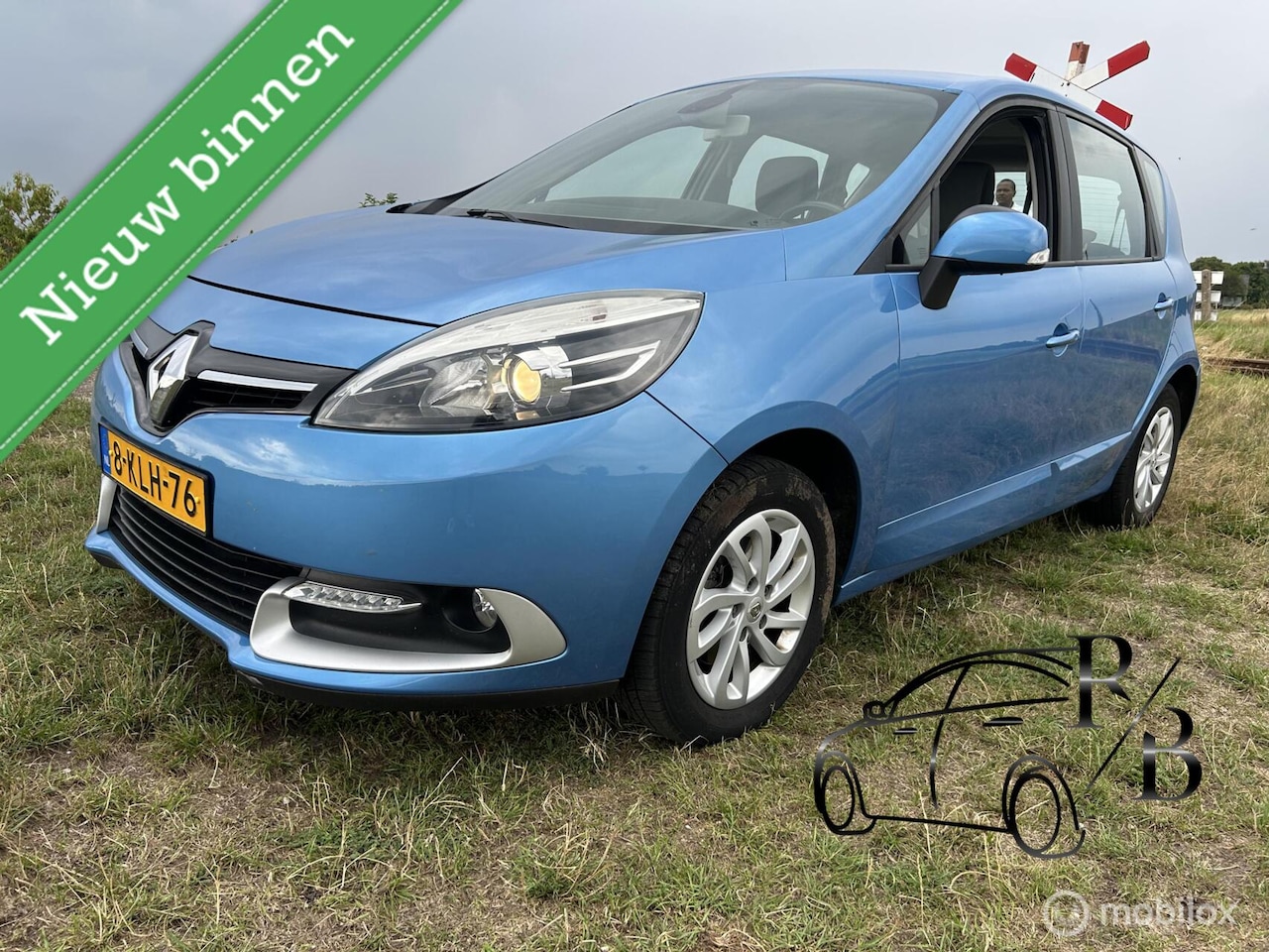 Renault Scénic - 1.2 TCe Expression AIRCO NAVI ZEER MOOIE AUTO - AutoWereld.nl
