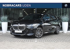 BMW 2-serie Active Tourer - 225xe M Sport Automaat / Panoramadak / Sportstoelen / M Adaptief onderstel / Comfort Acces