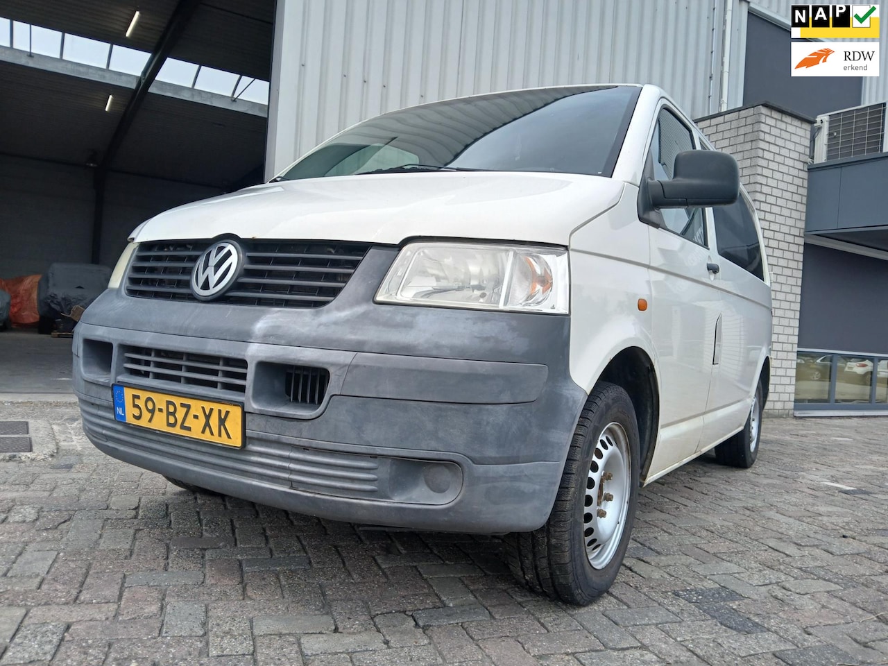 Volkswagen Transporter - 2.5 TDI 300 Budgetline DC - Airco - Start Niet - Schade - AutoWereld.nl