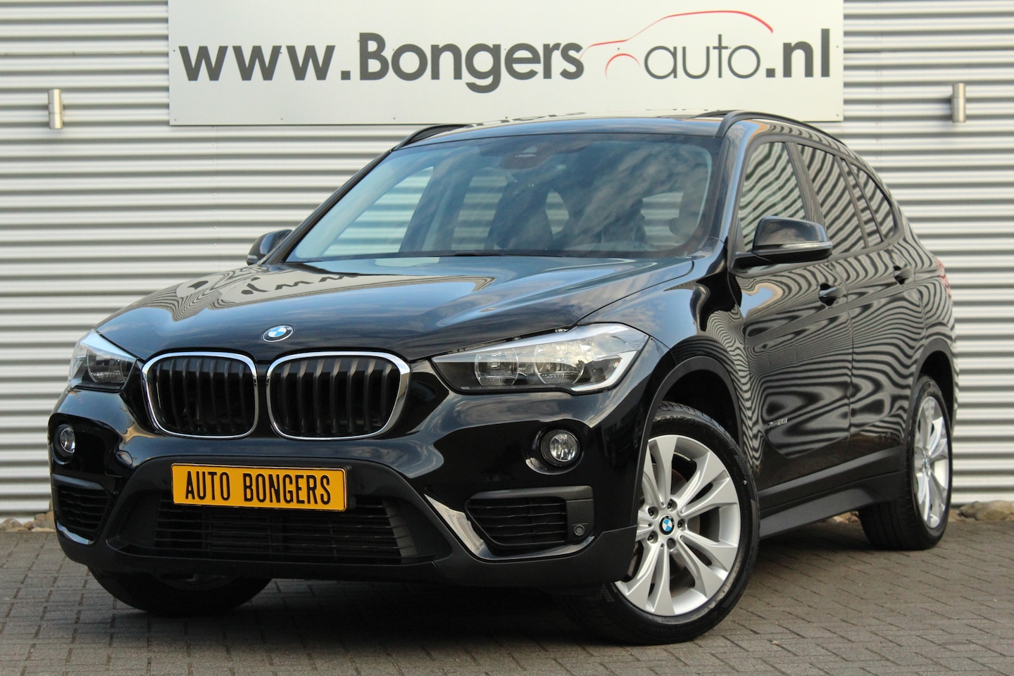 BMW X1 - 2.0i xDrive Sport - AutoWereld.nl