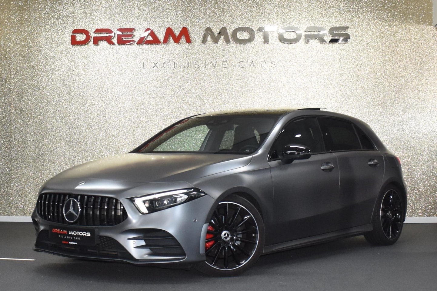 Mercedes-Benz A-klasse - 200 AMG 163pk | MEMORY | PANODAK | CAMERA - AutoWereld.nl