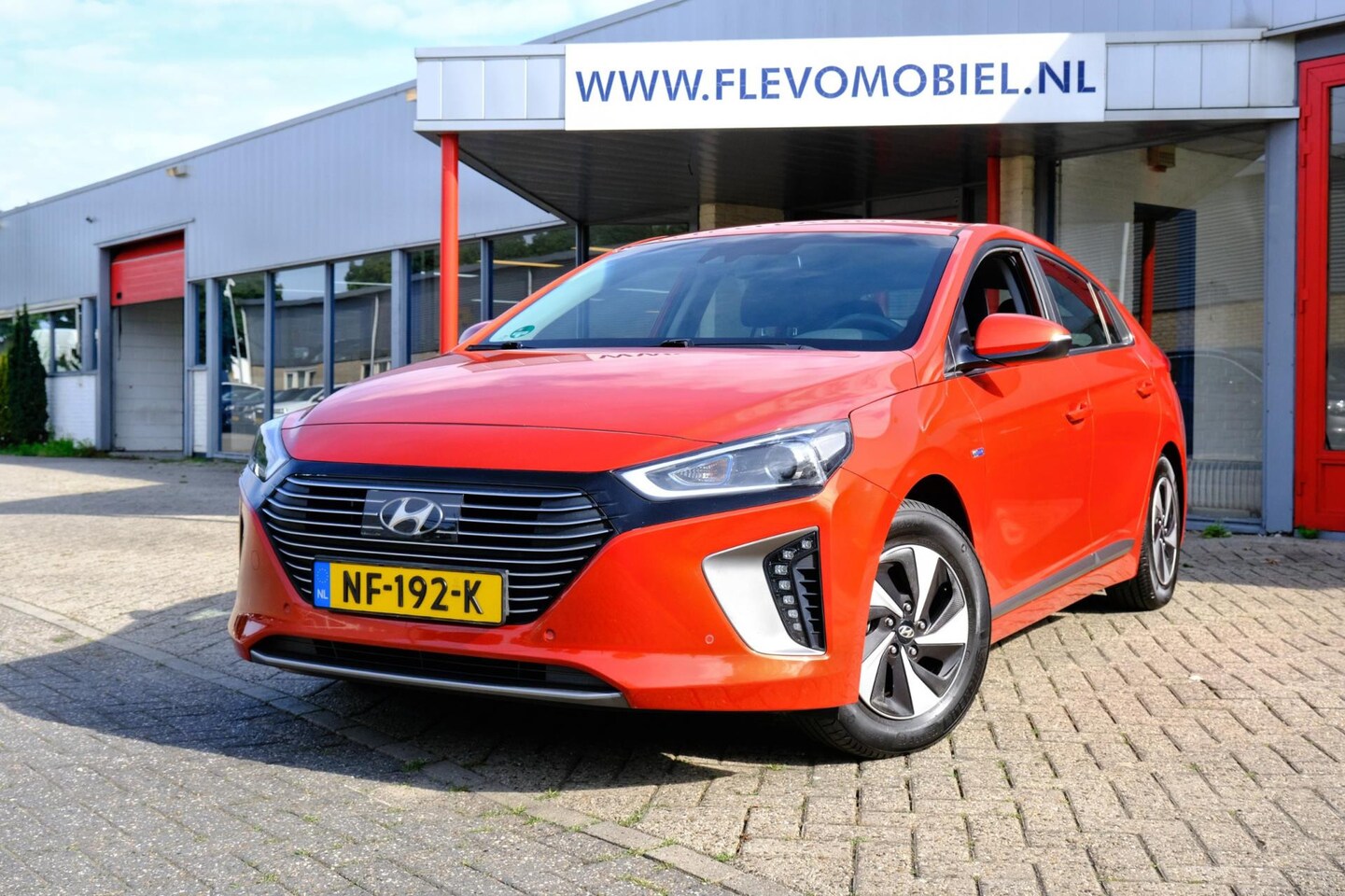 Hyundai IONIQ - 1.6 GDi Comfort Aut. Navi|Clima|Apple CarPlay|LMV|Cam - AutoWereld.nl
