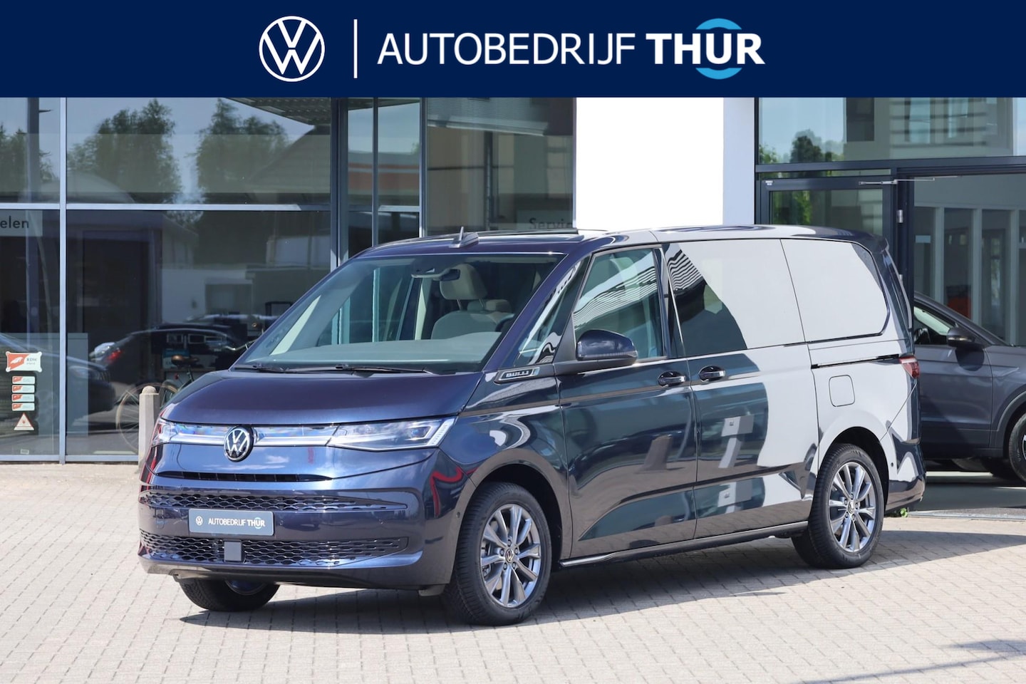 Volkswagen Multivan - 1.5 eHybrid L2 Bulli Edition 4Motion 245PK / 180kW LED Matrix IQ.Light, achteruitrijcamera - AutoWereld.nl