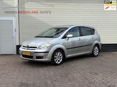 Toyota Corolla Verso - 1.8 VVT-i Luna * APK TOT 2026 * TREKHAAK * NAP PAS