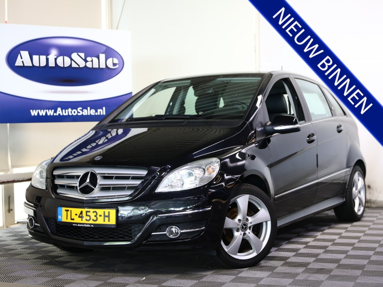 Mercedes-Benz B-klasse - 180 NAV BT LEDER CAMERA STOELVW AIRCO CRUISE '11 - AutoWereld.nl