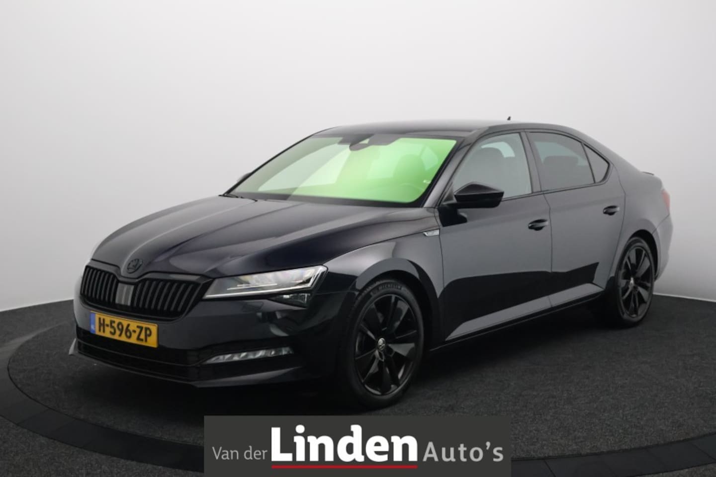 Skoda Superb - 1.5 TSI ACT Sportline Business | NL Auto | Virtual Display | Automaat - AutoWereld.nl