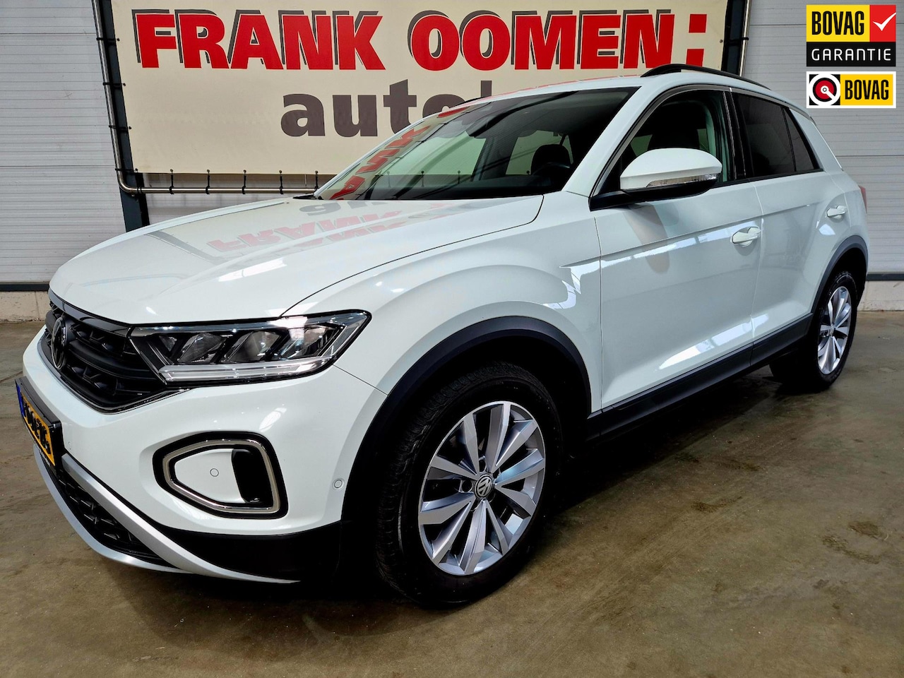 Volkswagen T-Roc - 1.5 TSI 150PK Life + LED|Virtual Cockpit|Keyless |Apple|Android|Stoel+Stuurverwarming|Adap - AutoWereld.nl