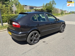 SEAT Leon - 1.6-16V Sport Schuifdak|Leer|Elecstoelen|Climate|Cruise