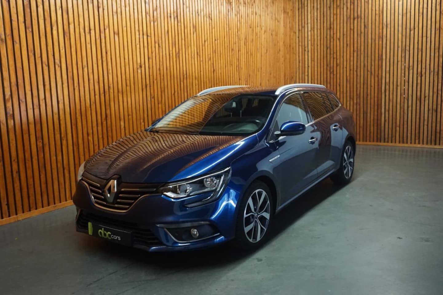 Renault Mégane Estate - ESTATE 1.2 TCE BOSE/ CLIMA/ NAVI - AutoWereld.nl
