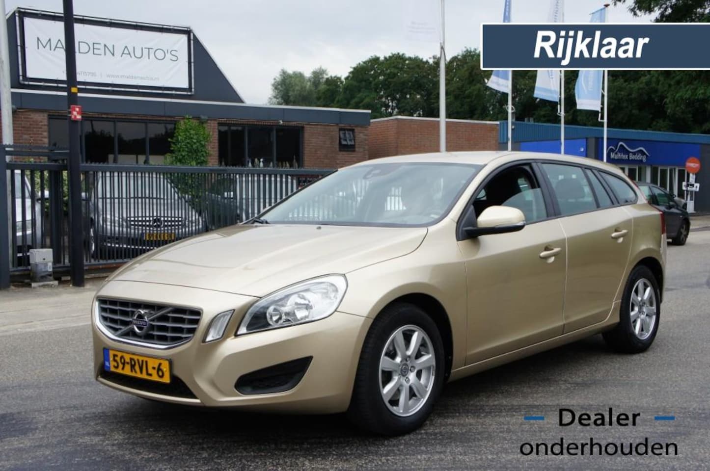 Volvo V60 - 1.6 T3 KINETIC TREKHAAK/NAVI/CRUISE DEALERONDERHOUDEN - AutoWereld.nl