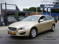 Volvo V60 - 1.6 T3 KINETIC TREKHAAK/NAVI/CRUISE DEALERONDERHOUDEN