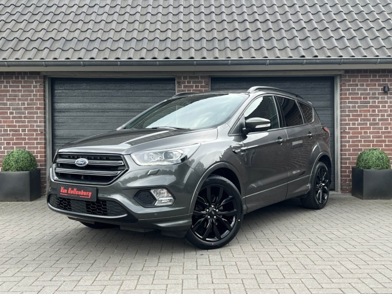 Ford Kuga - 1.5 Ecoboost ST-Line 150 PK Trekhaak 2000kg Carplay Camera Sony - AutoWereld.nl