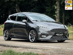 Ford Fiesta - 1.5 EcoBoost ST-3 | Performance pack | Panorama | Clima | Cruise | CarPlay | Metalic | PDC