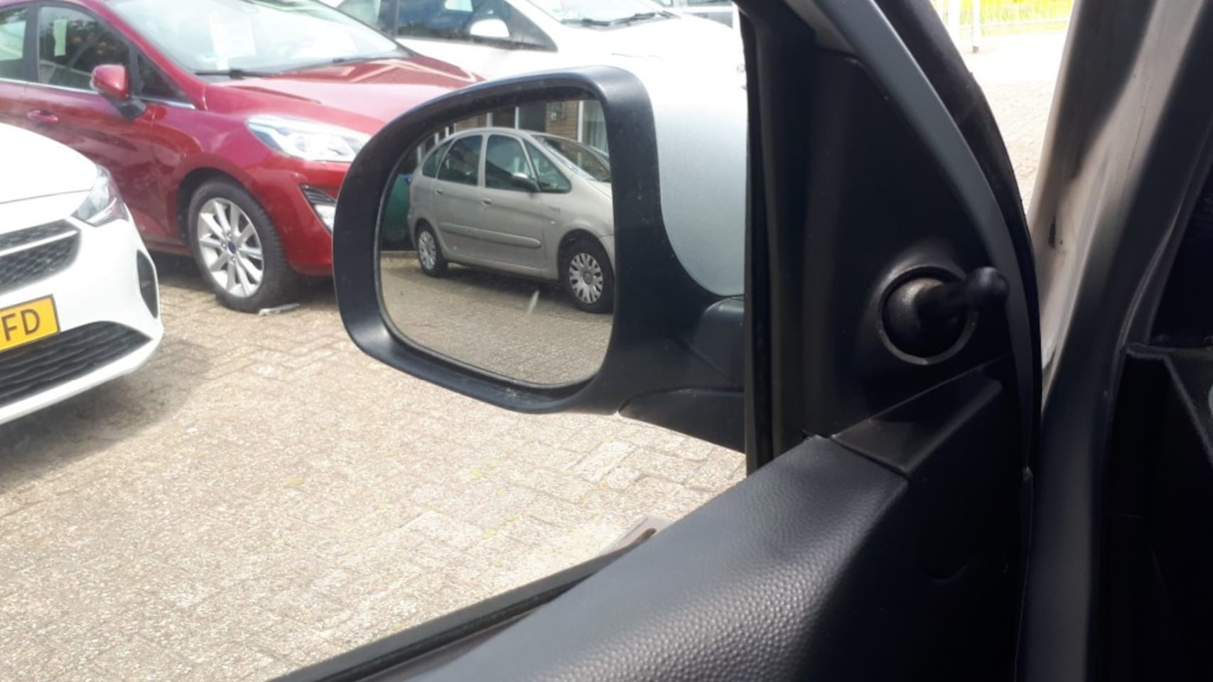 Kia Picanto - 1.0 Seven RADIO CD/AIRCO/ELEC RAMEN/CV/TREKHAAK/1E EIG.