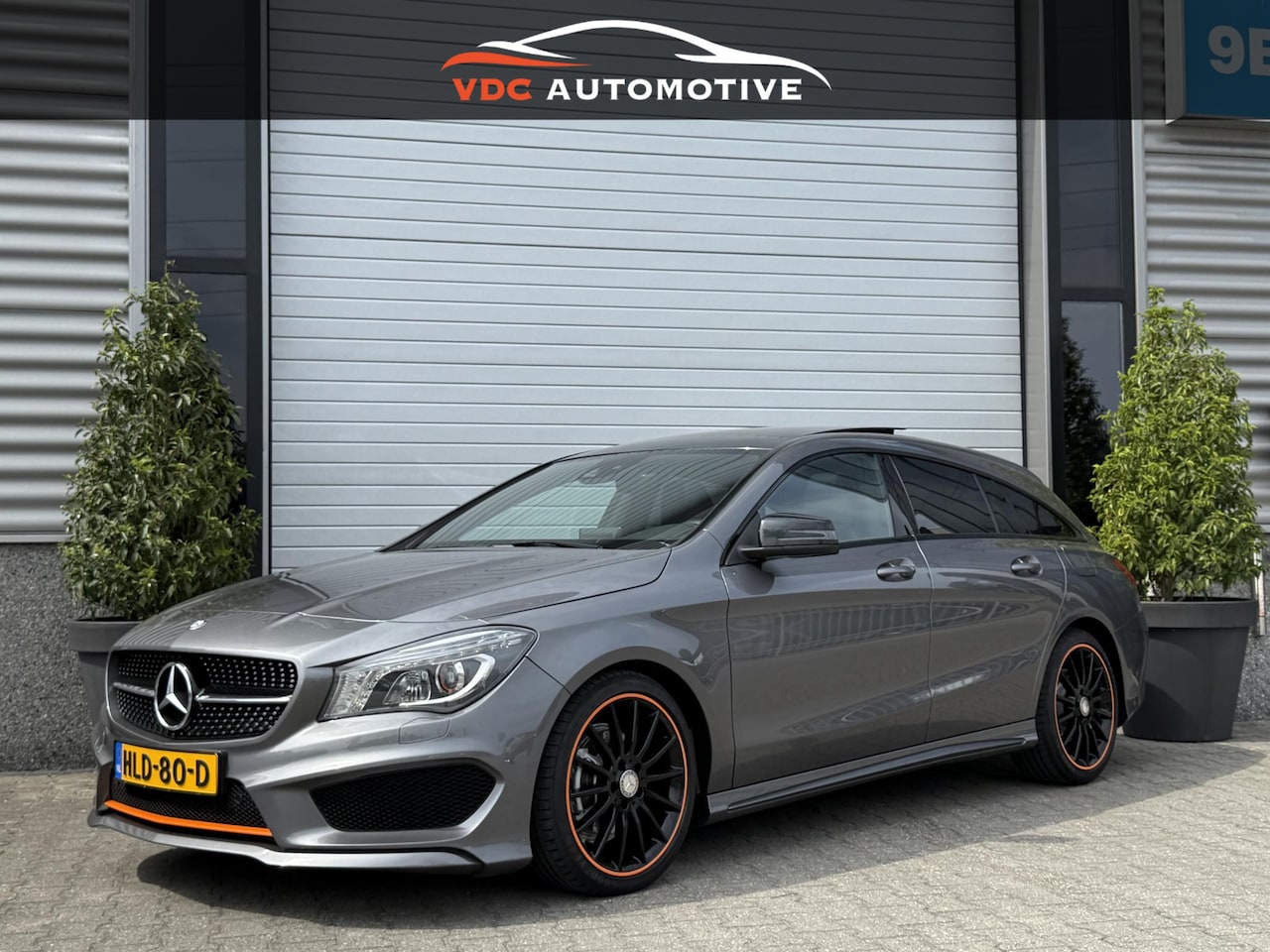 Mercedes-Benz CLA-klasse Shooting Brake - 200 OrangeArt Edition Pano | Camera | Sfeerverlichting | LED Intelligent Light System | St - AutoWereld.nl
