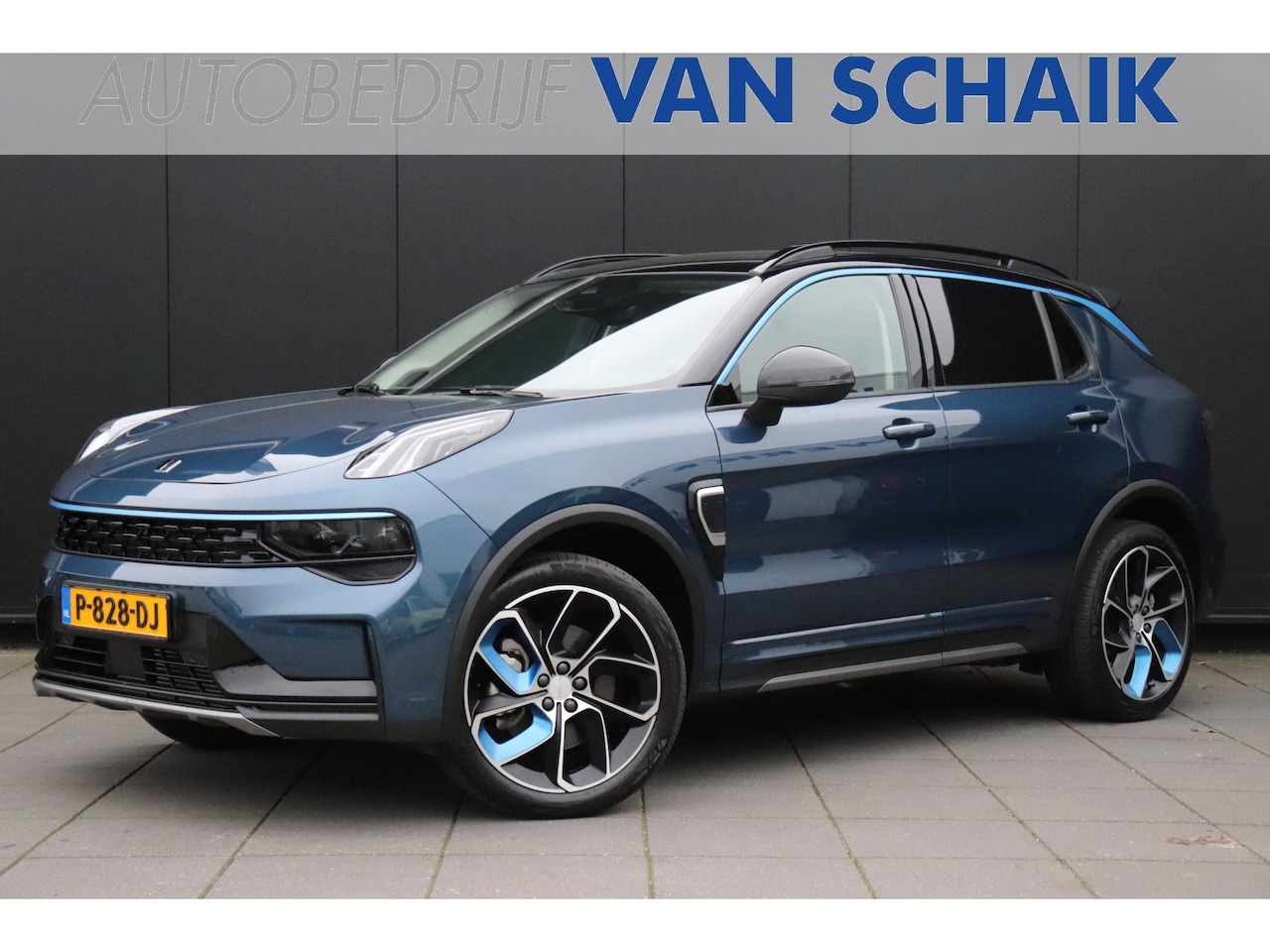 Lynk & Co 01 - 1.5 | 262PK | PANORAMADAK | CAMERA | INFINITY AUDIO | FULL MAP NAVI | CARPLAY | 20 INCH LM - AutoWereld.nl