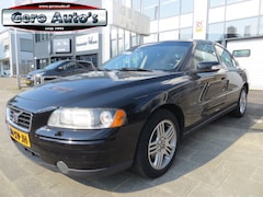 Volvo S60 - 2.4 Edition II nette auto airco ecc , cruise control , trekhaak
