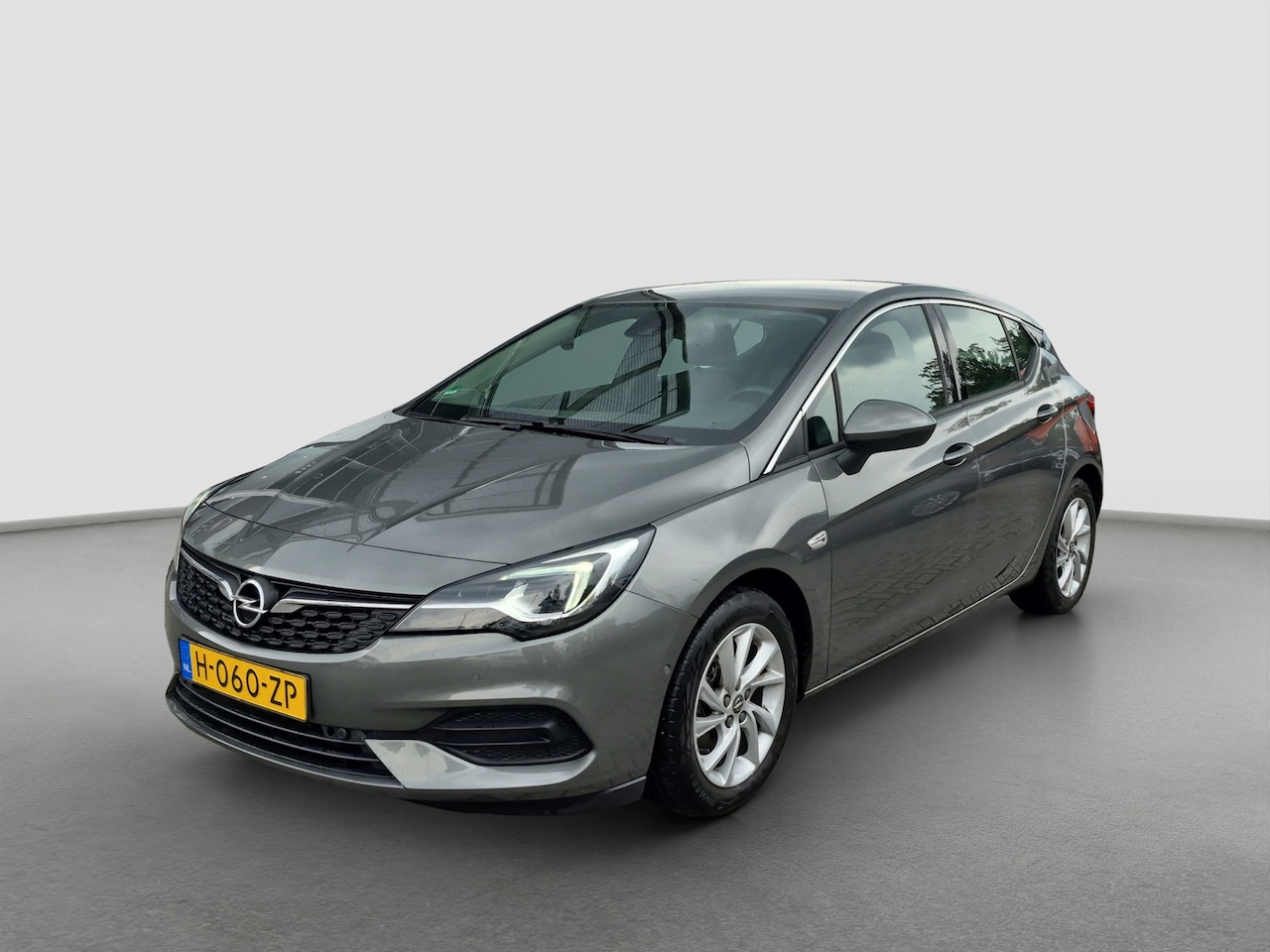 Opel Astra - 1.2 Elegance | Achteruitrijcamera | Keyless entry | Keyless start - AutoWereld.nl