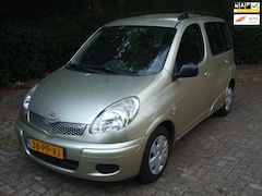 Toyota Yaris Verso - 1.5 VVT-i Sol airco NL auto trekhaak
